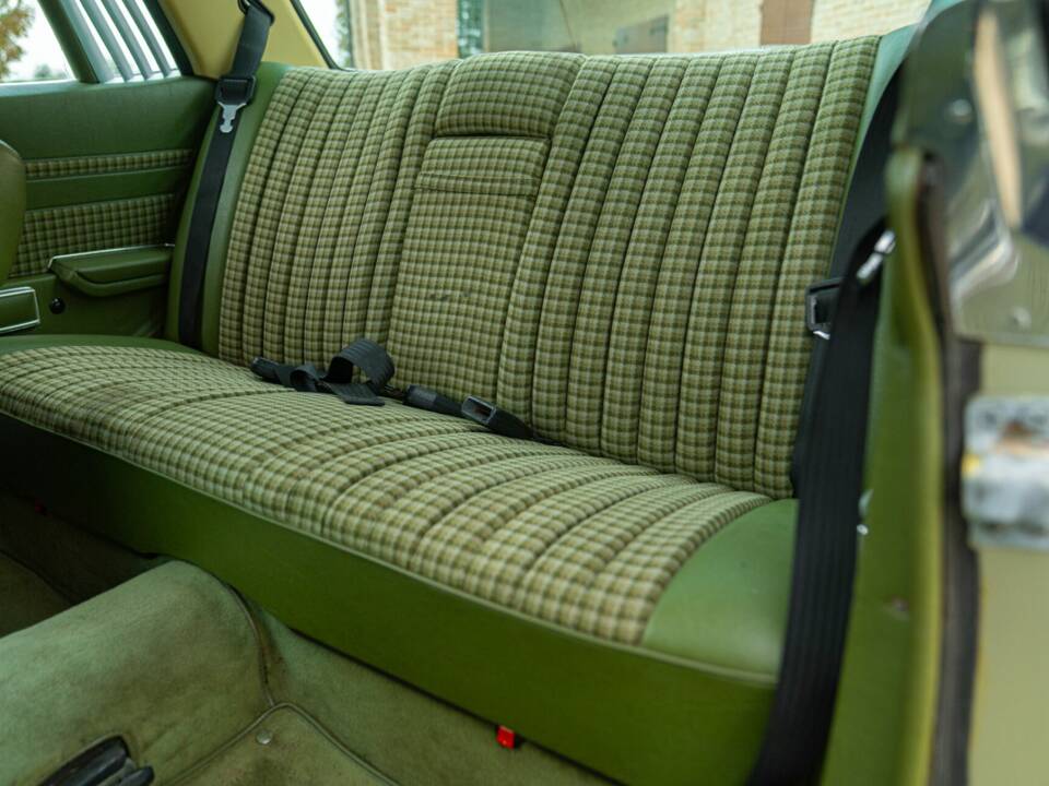 Image 30/50 de Mercedes-Benz 500 SLC (1984)