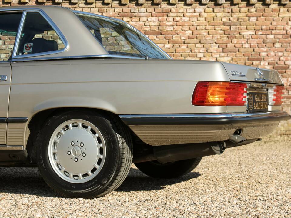 Bild 41/50 von Mercedes-Benz 560 SL (1987)