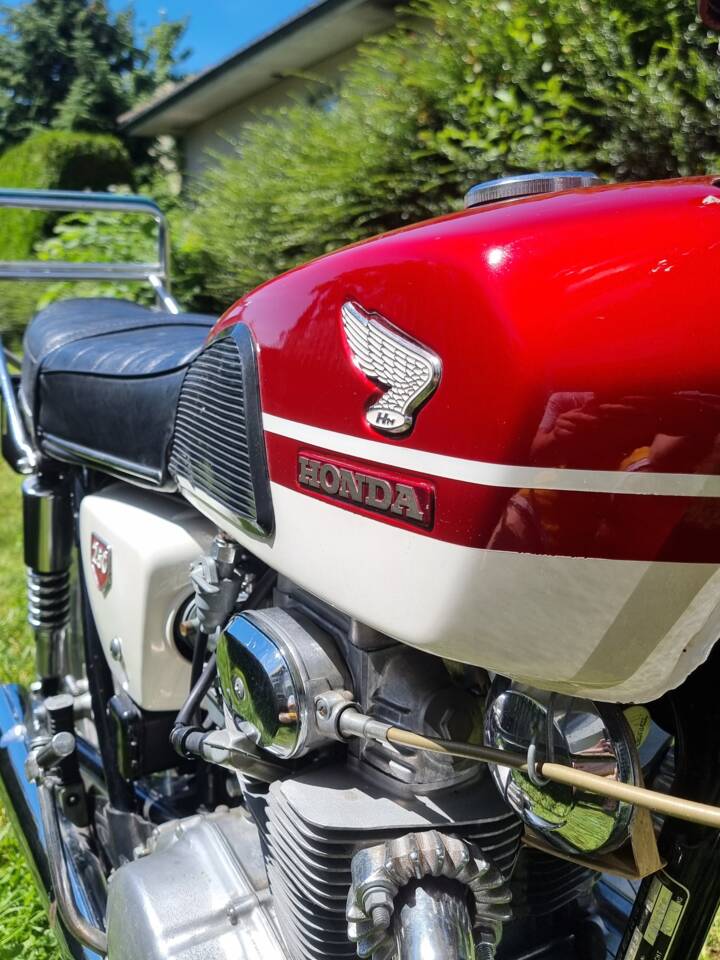 Image 13/63 of Honda CB 250 K2 (1970)