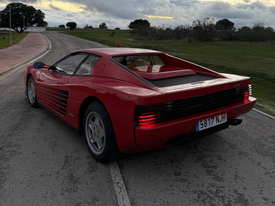 Image 4/8 of Ferrari Testarossa (1989)