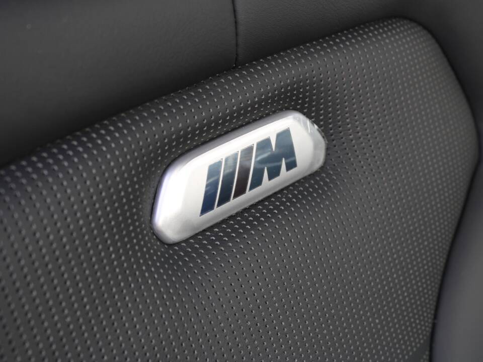 Image 60/98 of BMW M4 (2014)