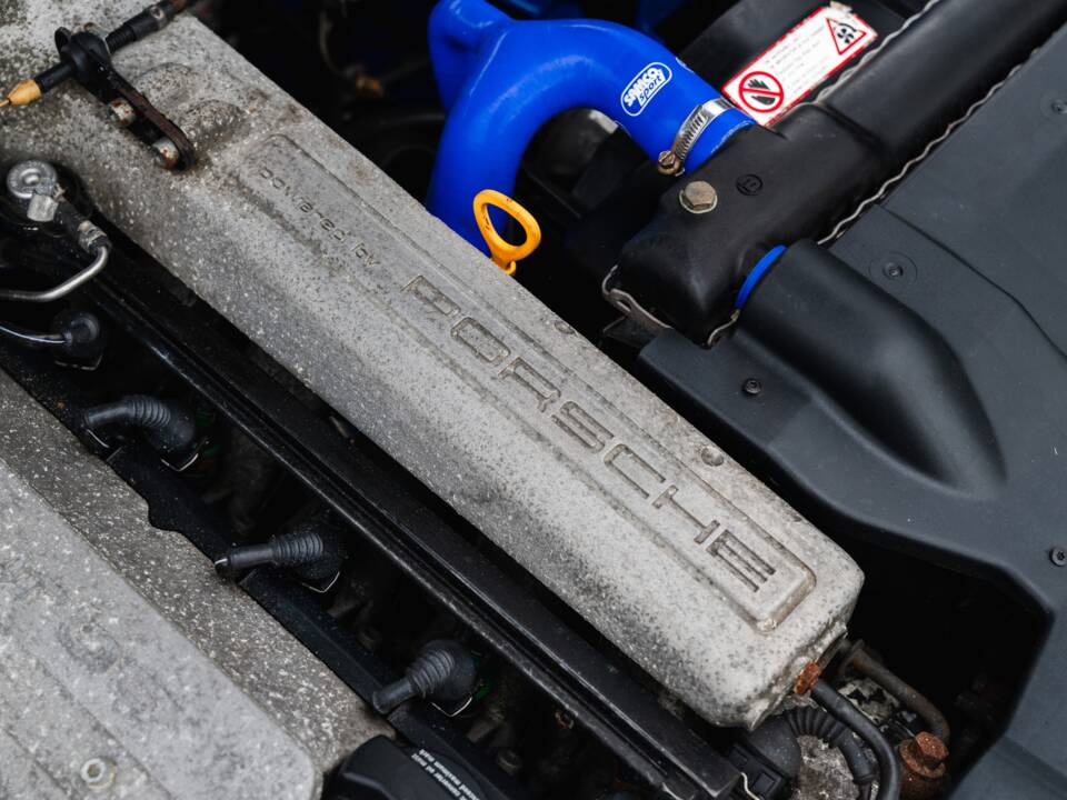 Image 18/45 of Audi RS2 Avant (1994)