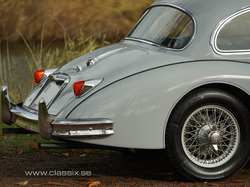 Image 23/31 of Jaguar XK 150 FHC (1958)