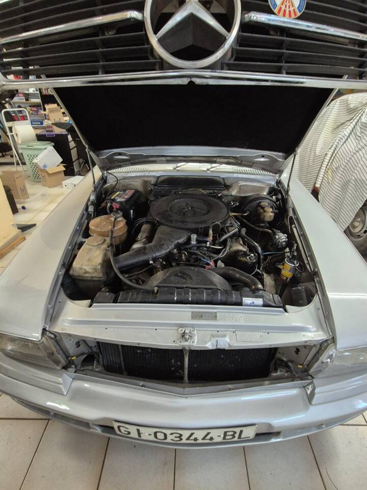 Image 12/17 de Mercedes-Benz 350 SL (1973)