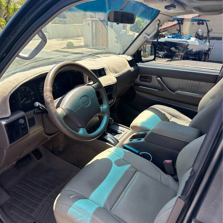 Image 14/41 of Toyota Land Cruiser J80 (1995)