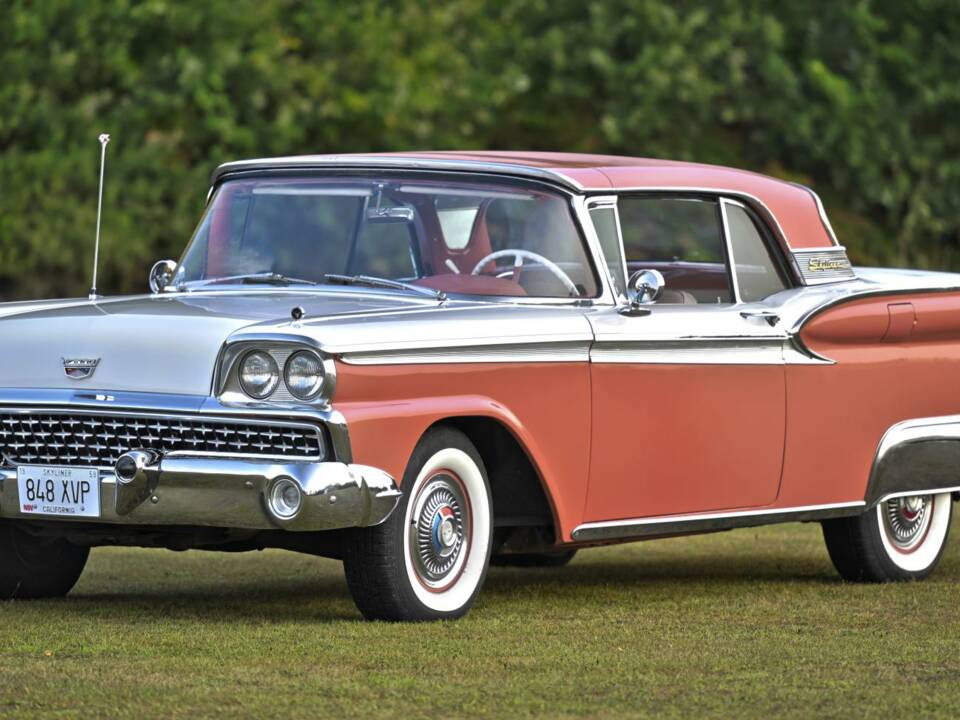 Bild 22/50 von Ford Fairlane 500 Skyliner (1959)