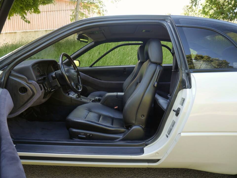 Image 26/50 de Subaru SVX 4WD (1900)
