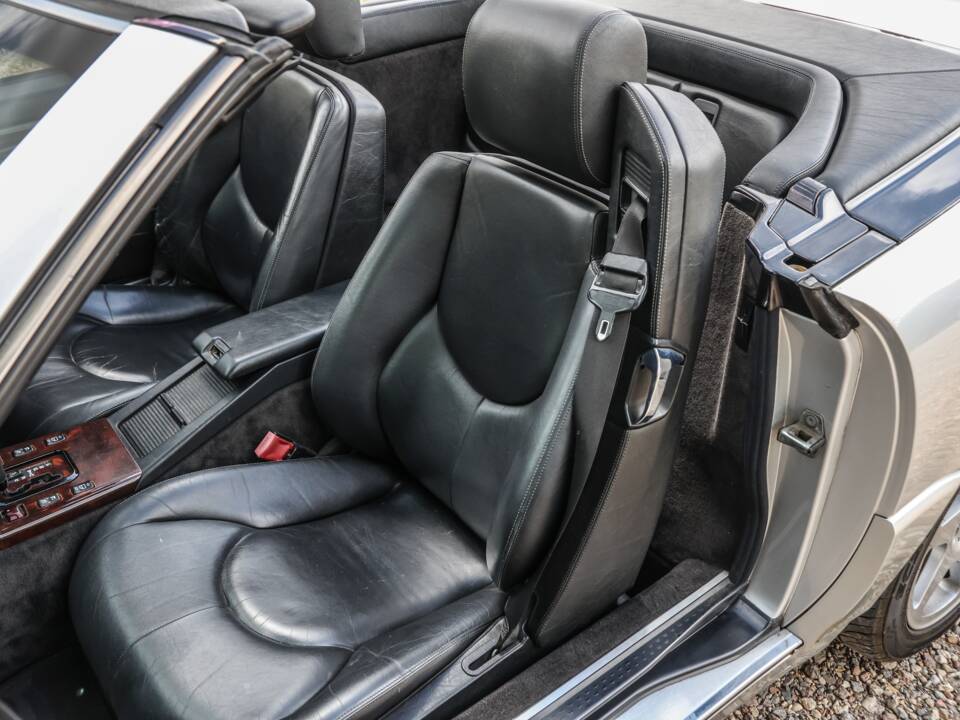 Bild 9/31 von Mercedes-Benz SL 280 (2000)