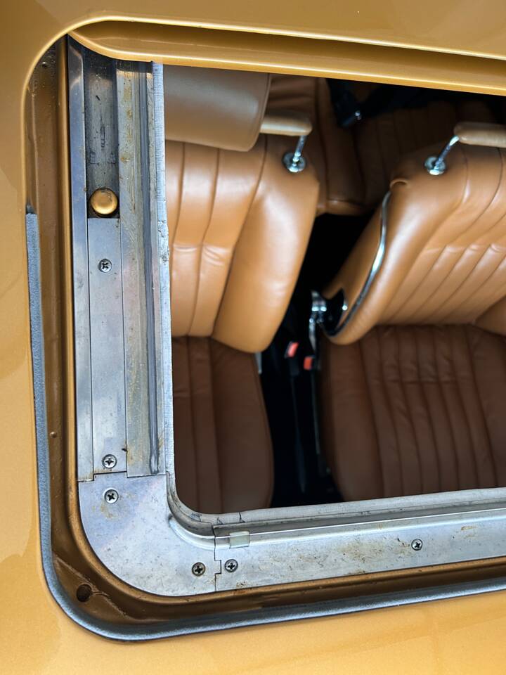 Immagine 18/28 di BMW 3,0 CS (1973)