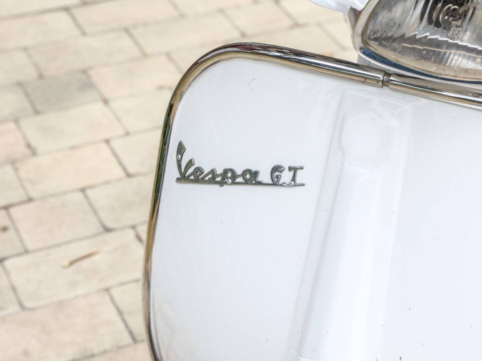 Bild 7/22 von Piaggio Vespa 160 GT Electronic (1972)