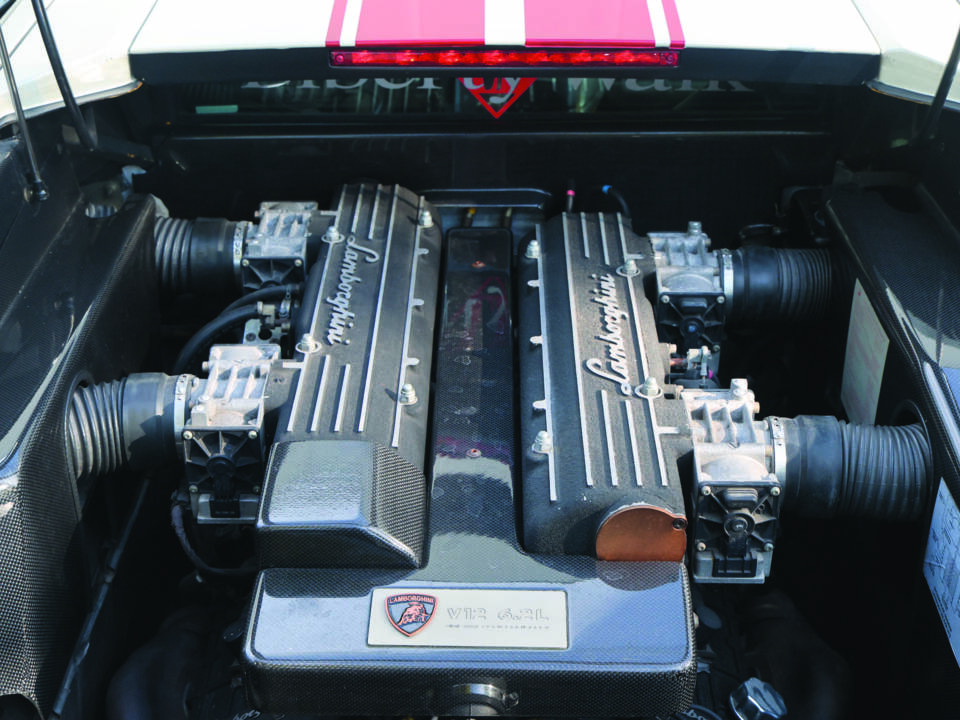 Afbeelding 80/82 van Lamborghini Murciélago (2002)