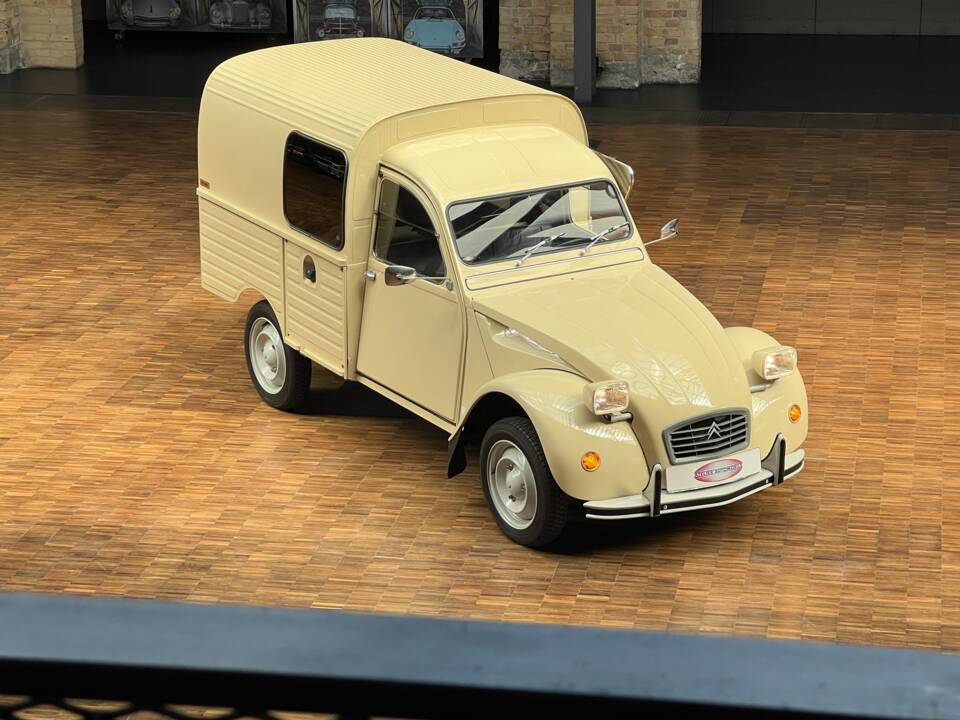 Image 4/24 de Citroën AK 400 (1977)