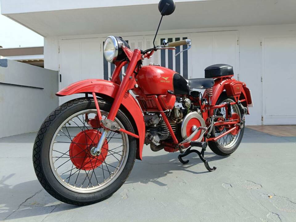 Afbeelding 39/42 van Moto Guzzi DUMMY (1960)
