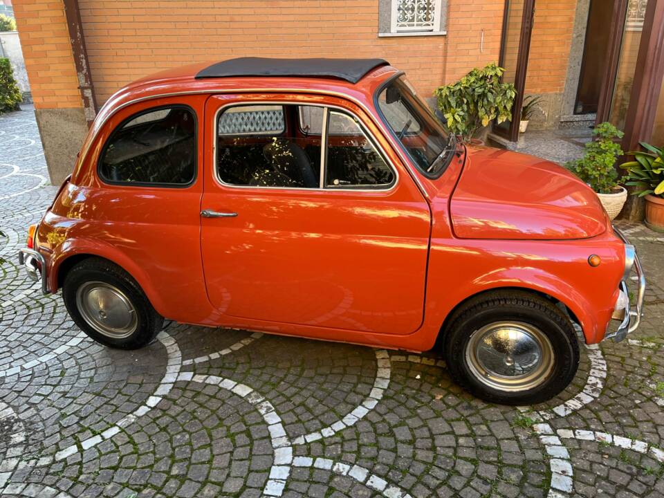 Image 2/5 of FIAT 500 F (1970)