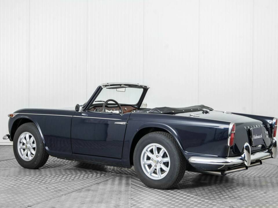 Image 6/50 of Triumph TR 4A (1967)