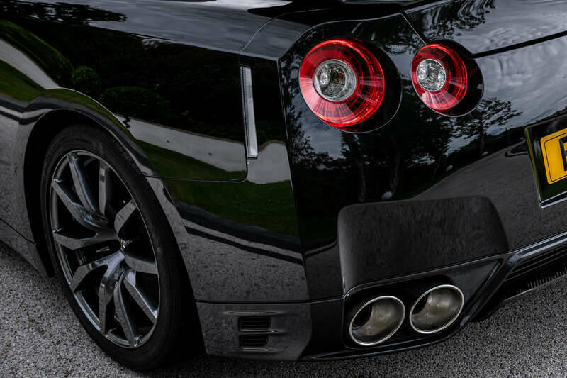 Bild 36/37 von Nissan GT-R Black Edition (2016)