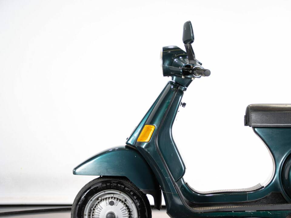 Bild 9/50 von Piaggio Vespa Cosa 150 (1990)