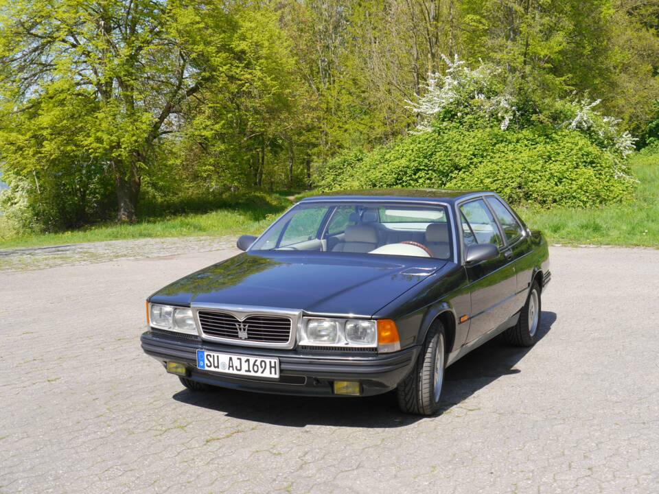 Bild 13/54 von Maserati 228i (1988)