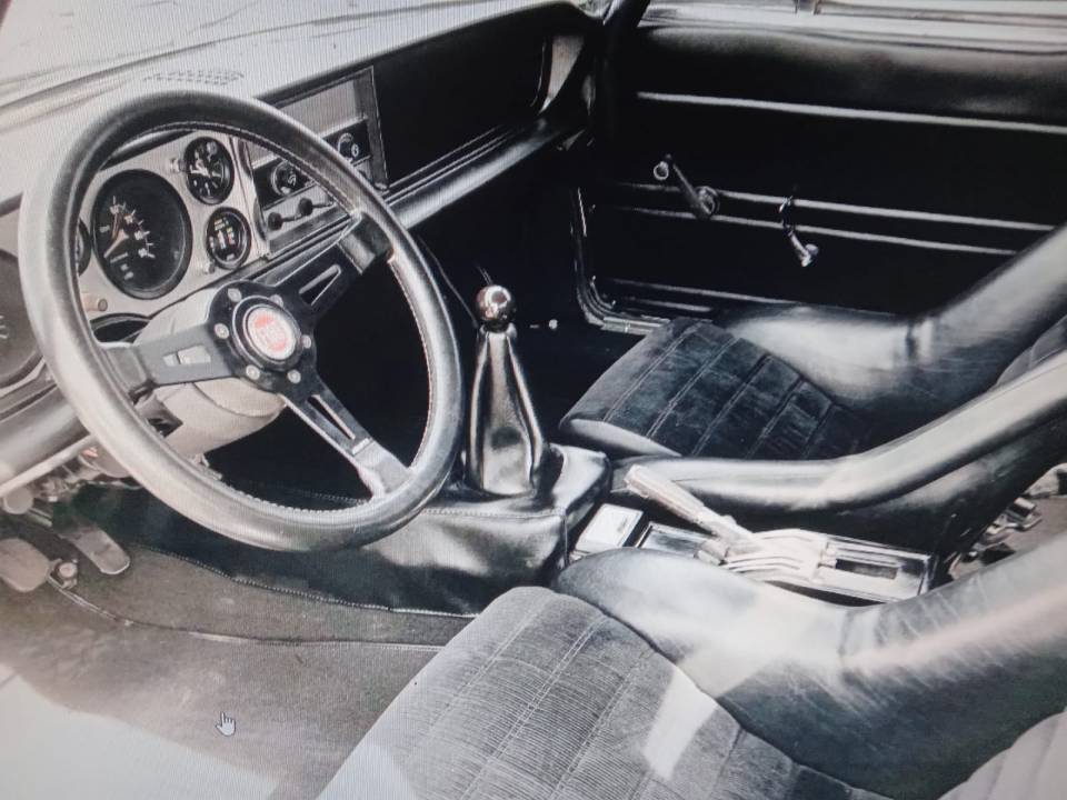 Image 8/13 de FIAT 124 Abarth Rally (1975)