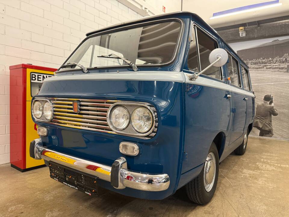 Image 2/23 of FIAT 850 Familiare (1966)