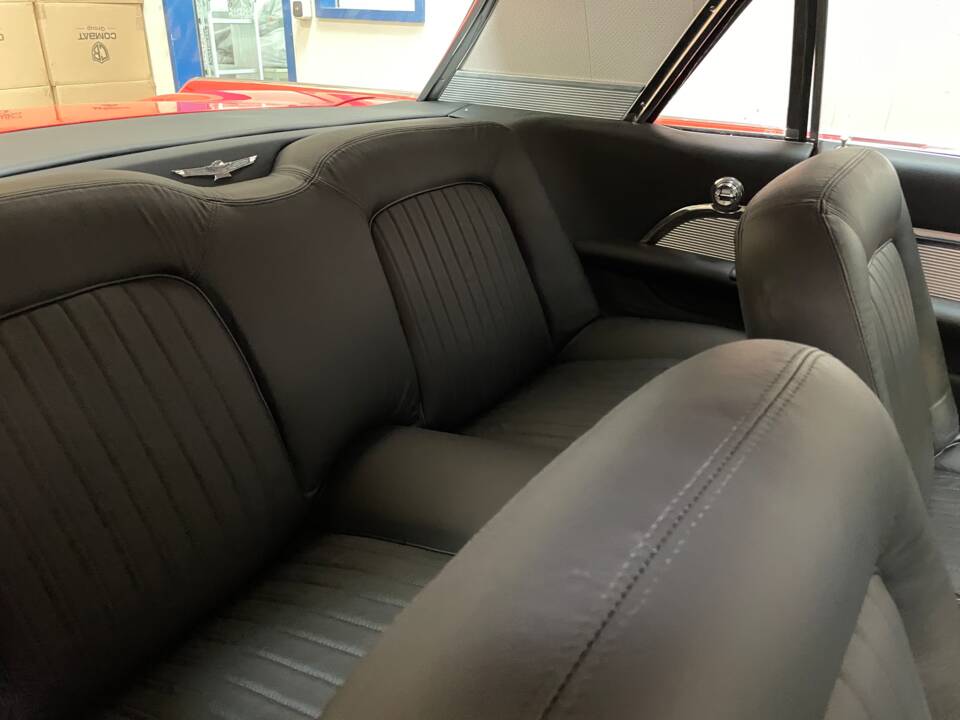 Immagine 13/32 di Ford Thunderbird (1962)