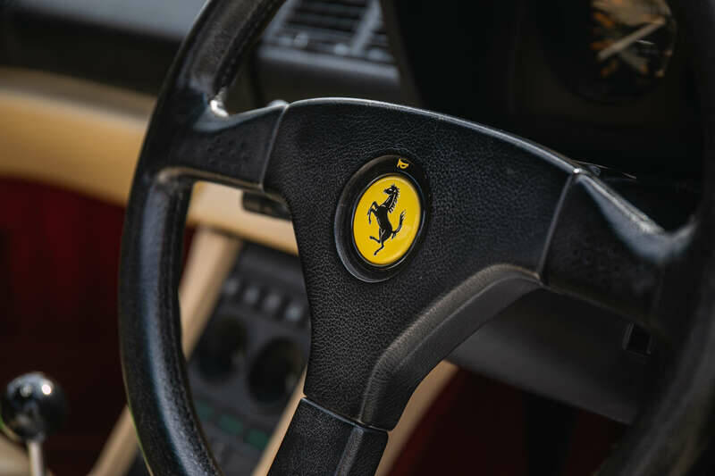 Image 16/43 of Ferrari 348 Spider (1994)