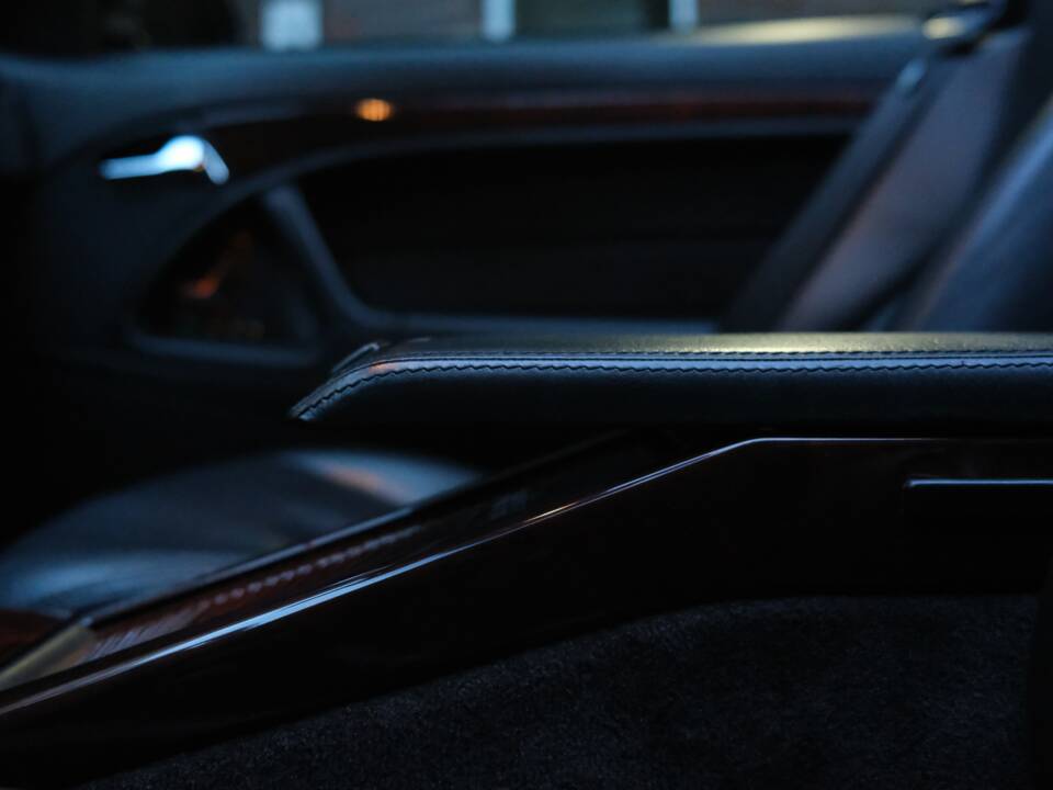 Image 74/100 of Mercedes-Benz SL 600 (1998)