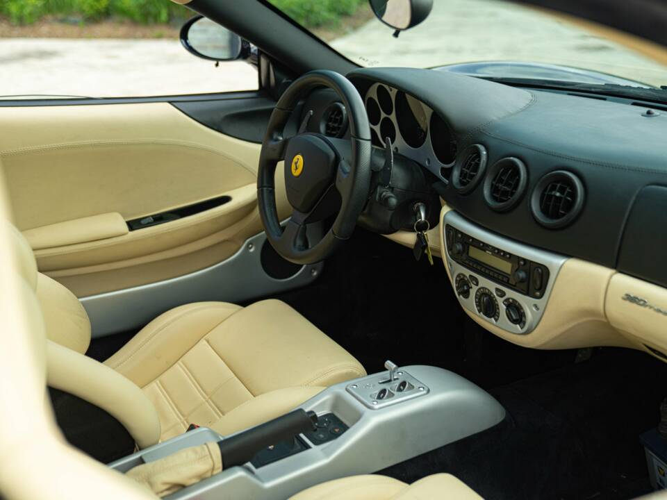 Image 24/50 of Ferrari 360 Modena (1999)