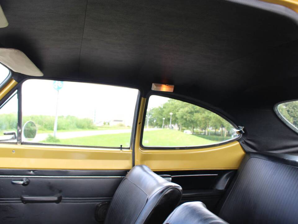 Immagine 28/38 di Opel Kadett 1,2 S (1971)