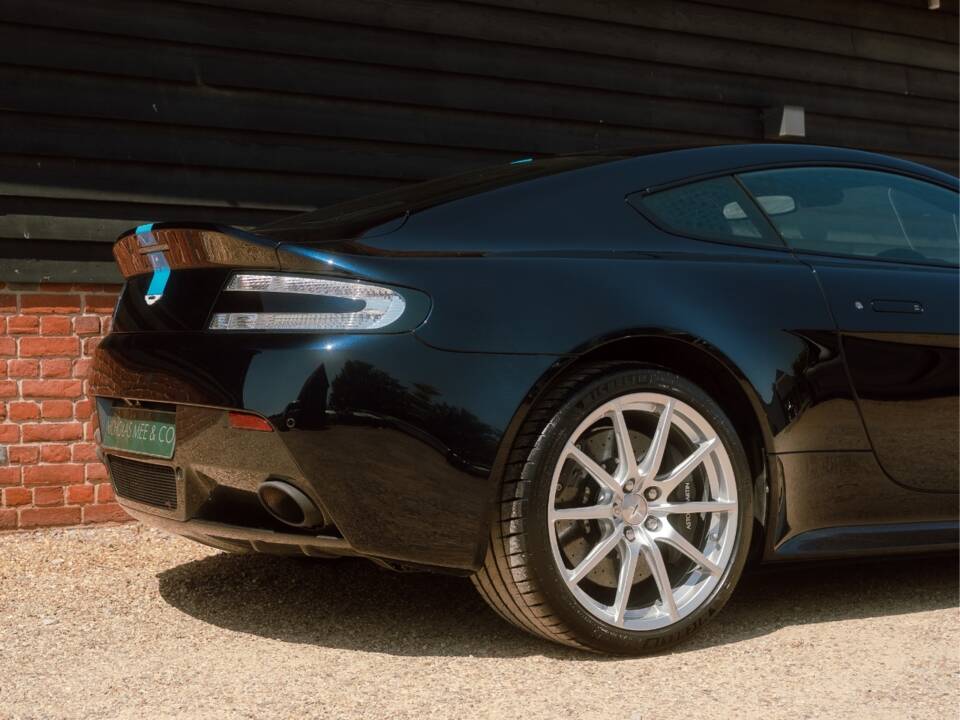 Bild 30/79 von Aston Martin V12 Vantage AMR (2018)