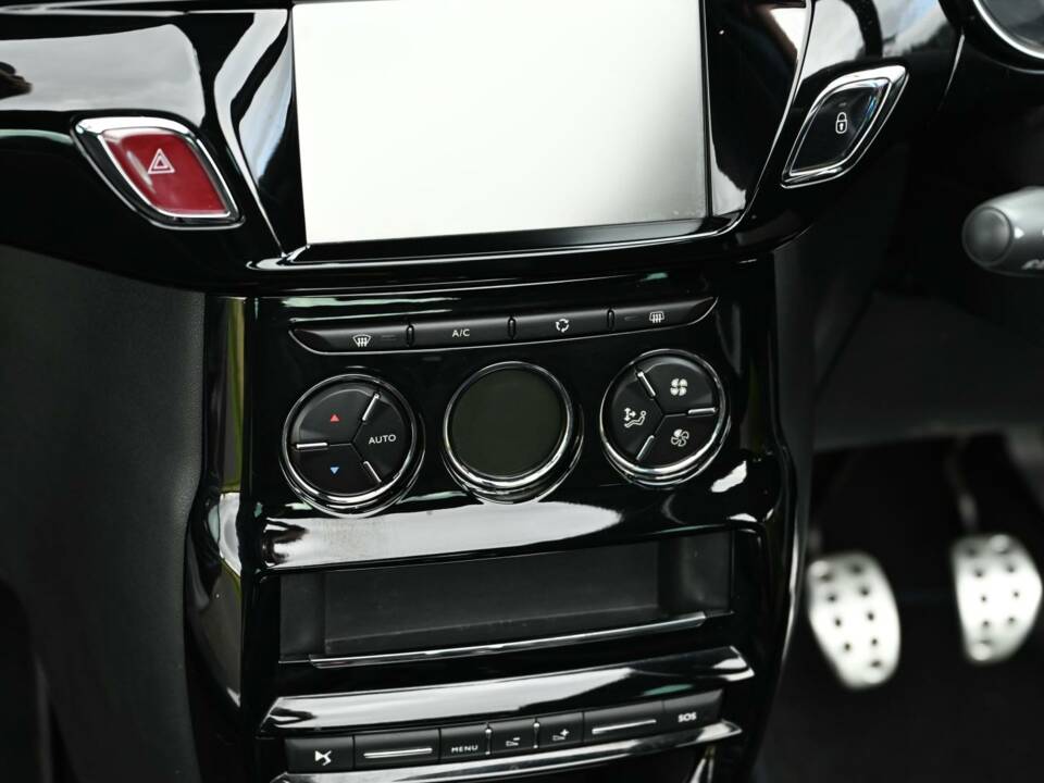 Image 36/50 de Citroën DS3 1.6 THP (2017)