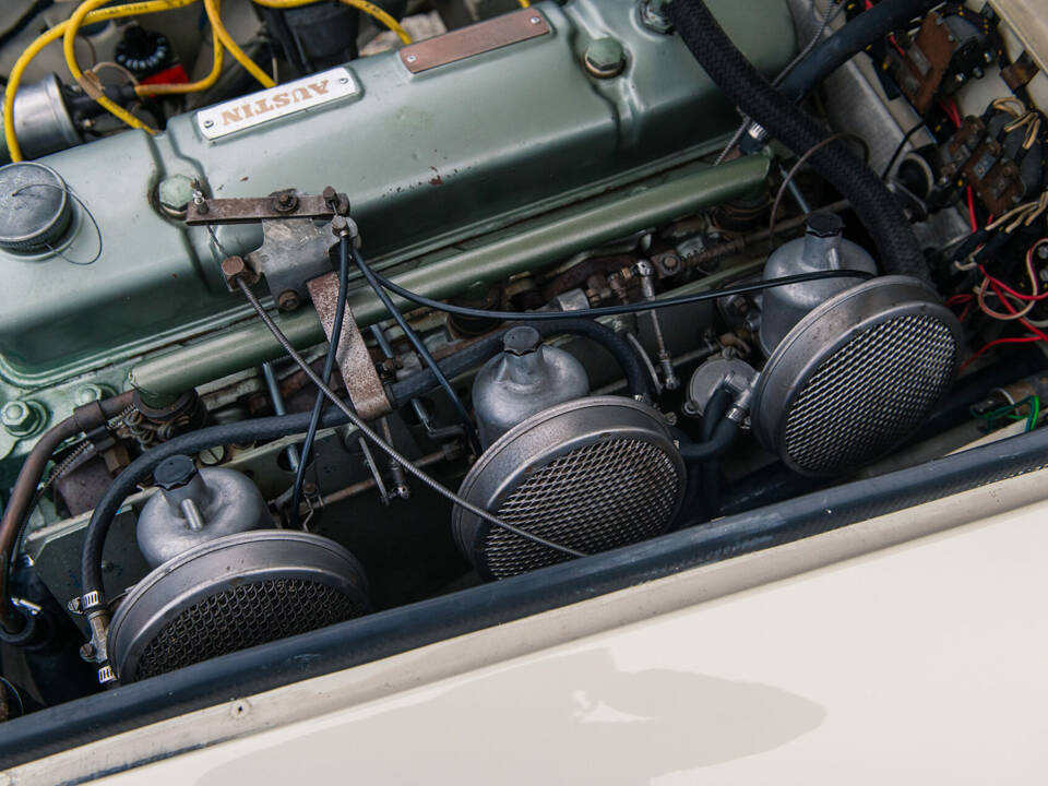 Image 32/35 of Austin-Healey 3000 Mk II (BT7) (1962)