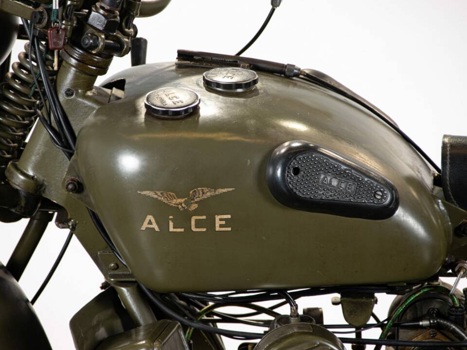 Bild 24/50 von Moto Guzzi DUMMY (1943)