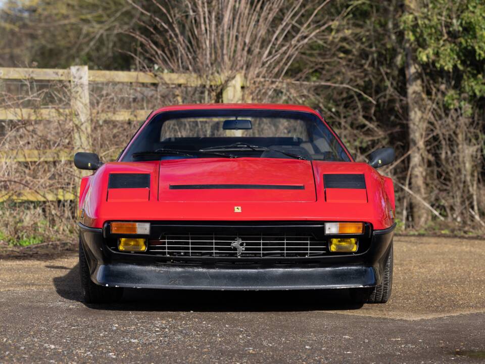 Bild 6/50 von Ferrari 308 GTBi Quattrovalvole (1983)