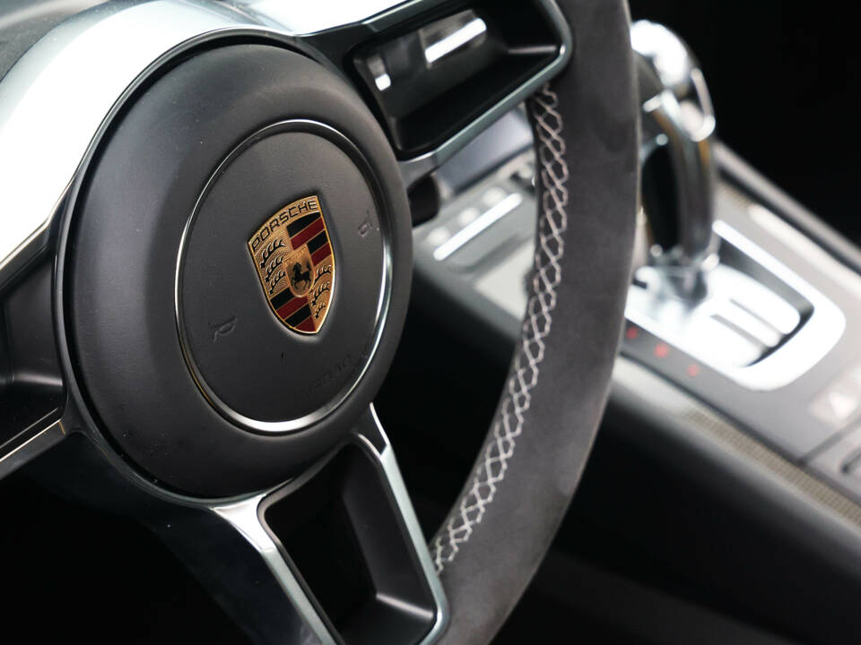 Image 73/82 de Porsche 911 GT3 RS (2015)