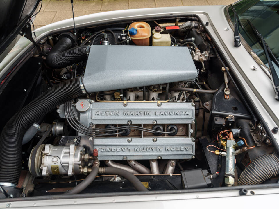 Bild 32/32 von Aston Martin V8 Vantage X-Pack (1987)