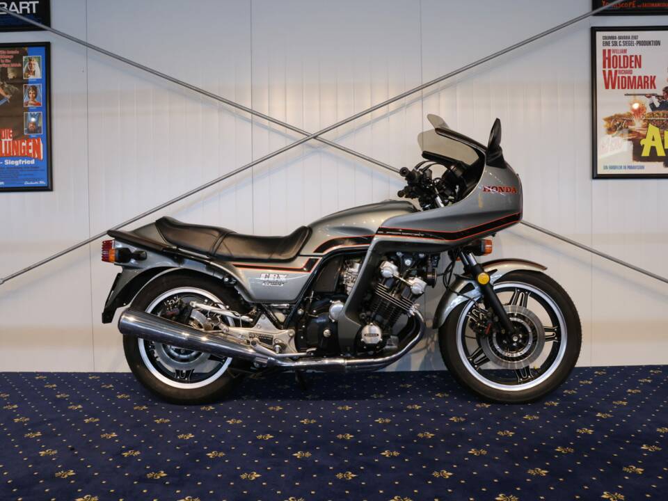 Immagine 2/33 di Honda CBX 1000 (1981)