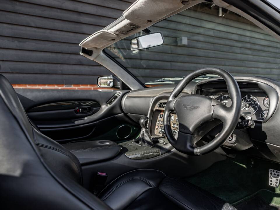 Bild 59/83 von Aston Martin DB 7 Vantage Volante (2001)