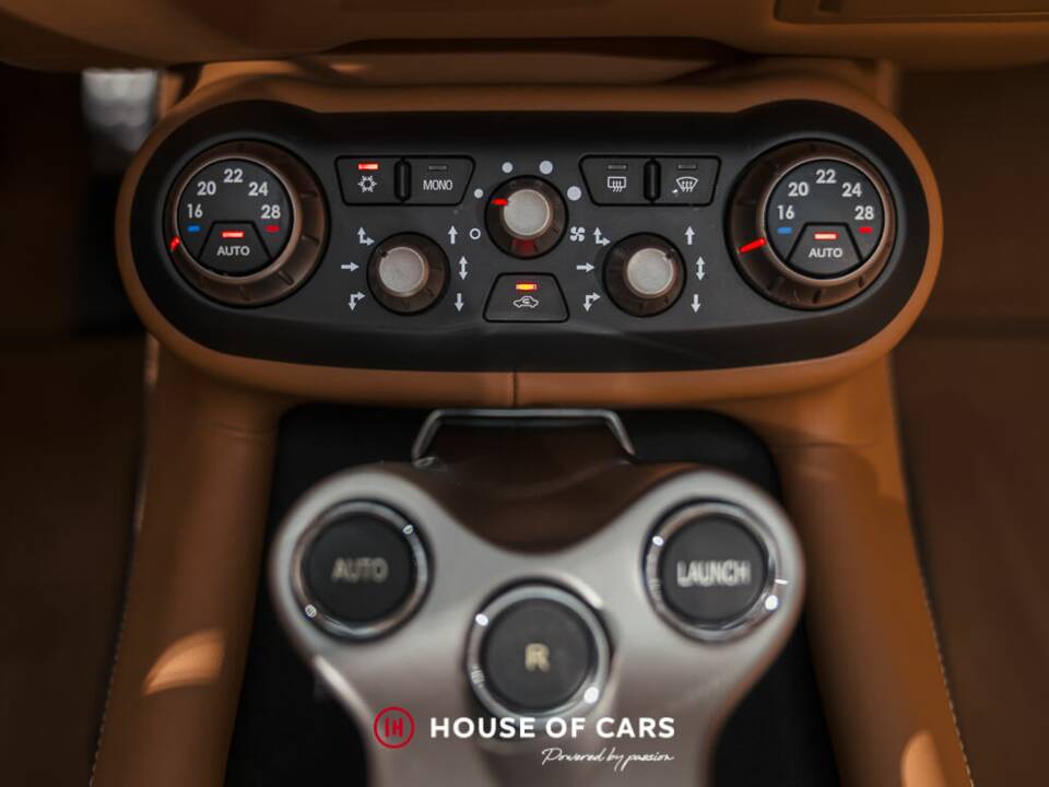 Image 22/25 of Ferrari California 30 (2012)
