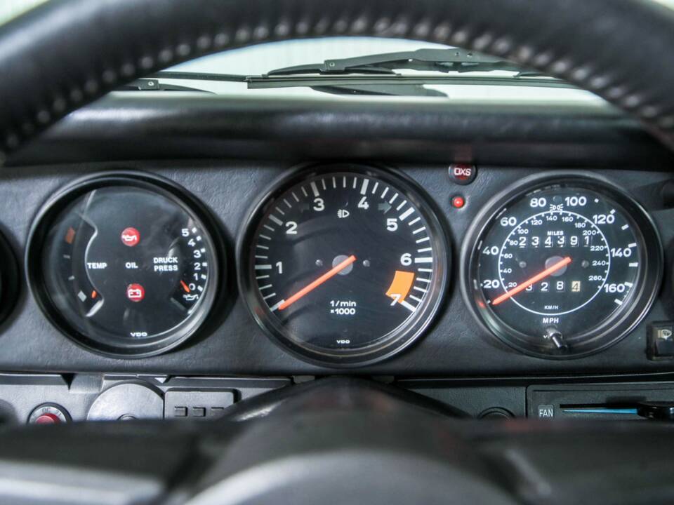 Bild 19/50 von Porsche 911 SC 3.0 (1982)