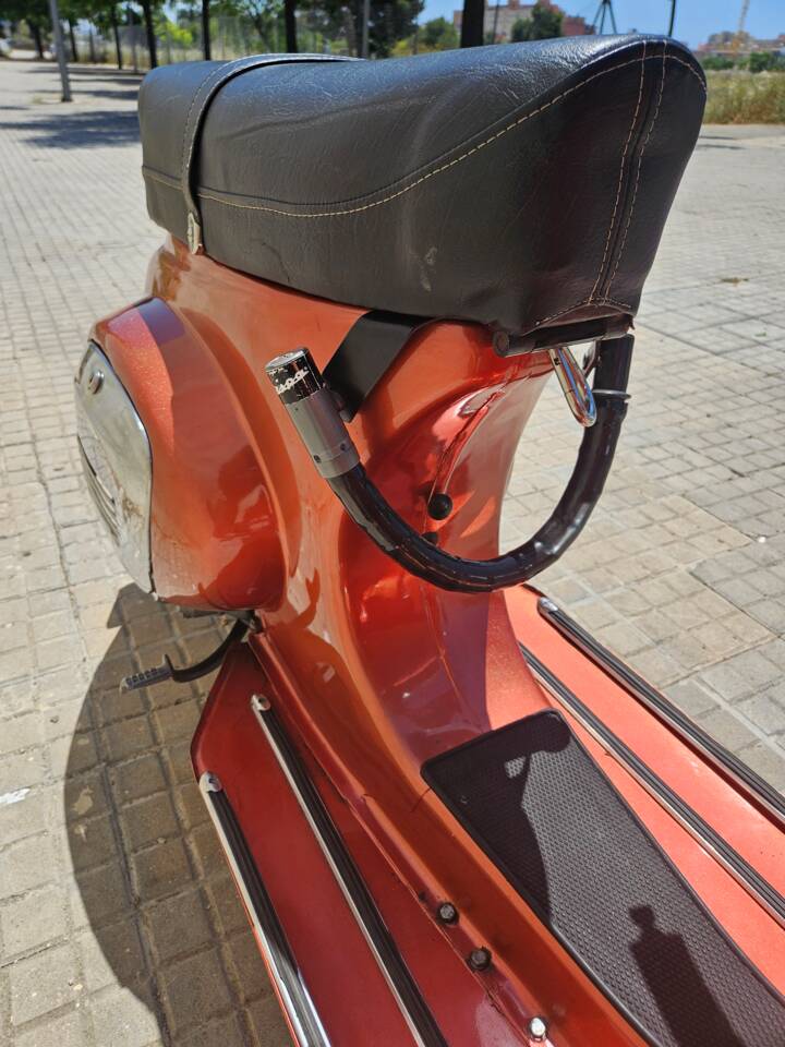 Immagine 65/88 di Motovespa Vespa 125 SL (1975)