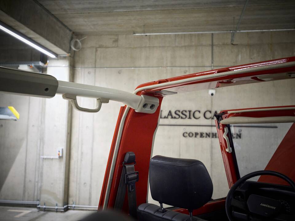 Afbeelding 79/100 van Toyota Land Cruiser LJ77 (1991)