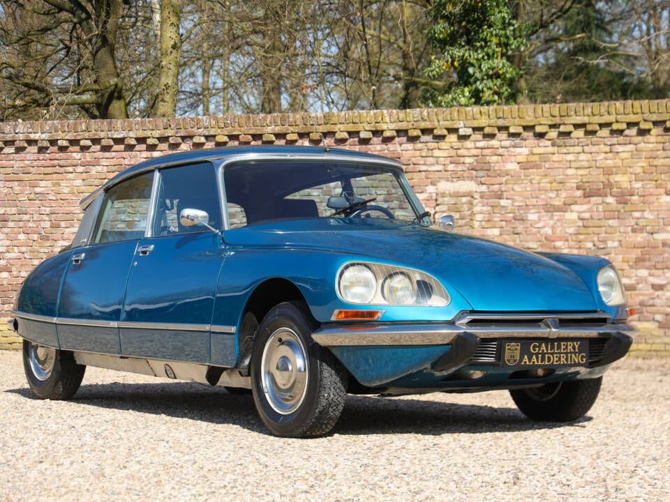Immagine 40/50 di Citroën DS 23 Pallas IE (1973)