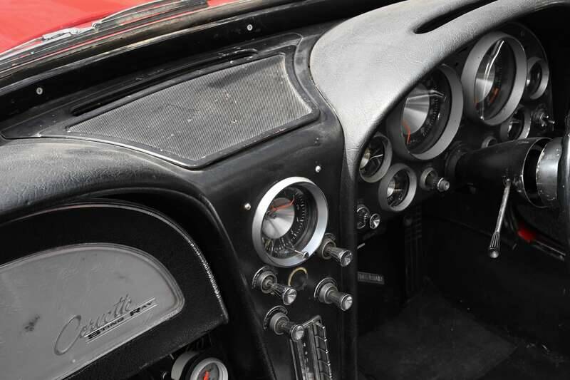 Image 41/50 de Chevrolet Corvette Sting Ray Convertible (1963)