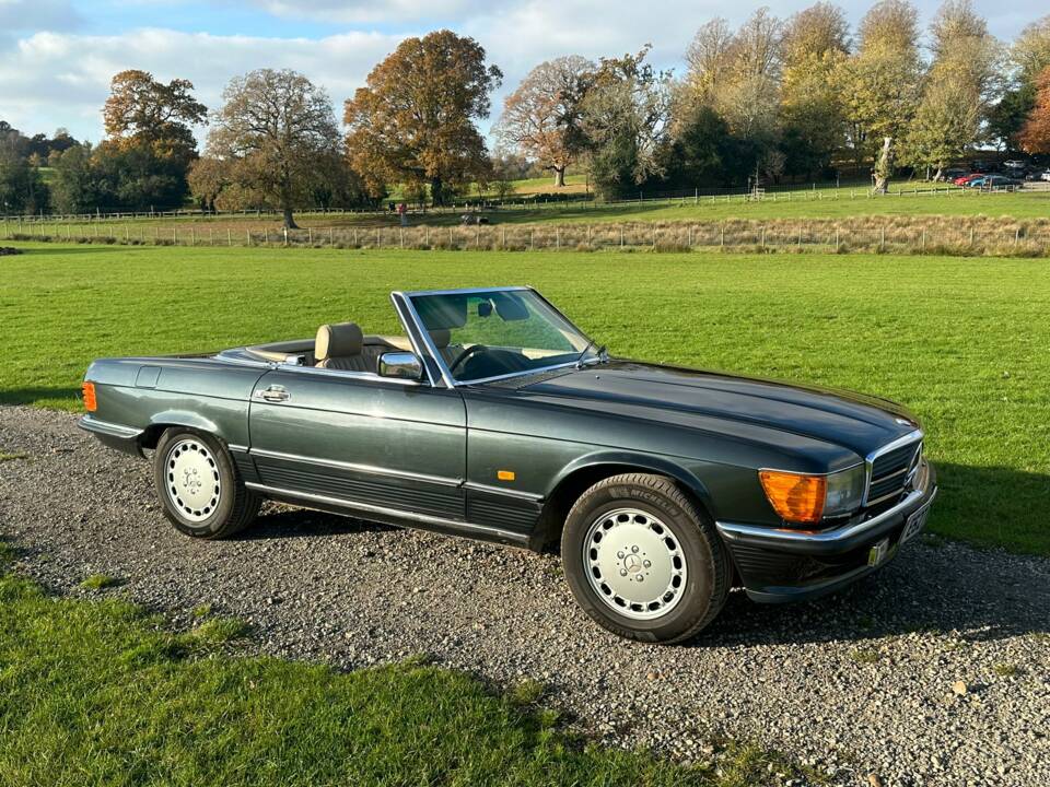 Image 3/71 of Mercedes-Benz 420 SL (1988)