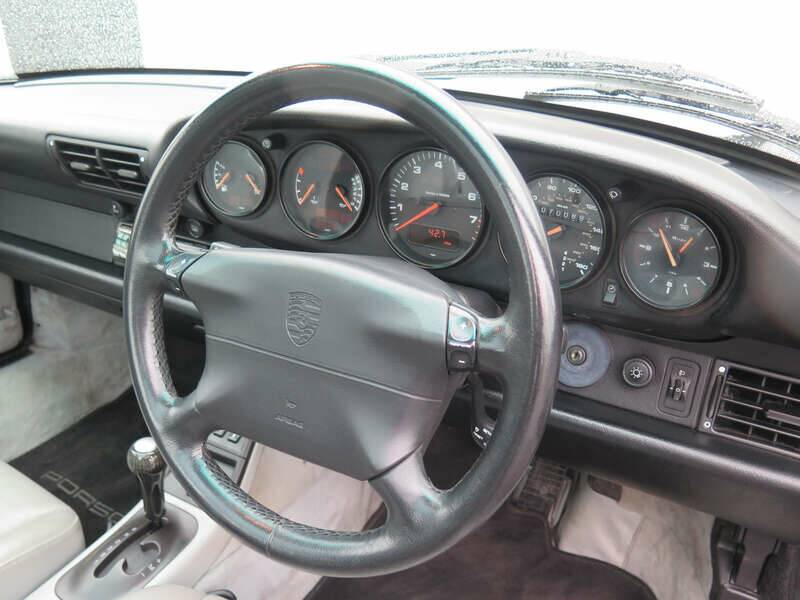 Image 8/16 of Porsche 911 Targa (1997)