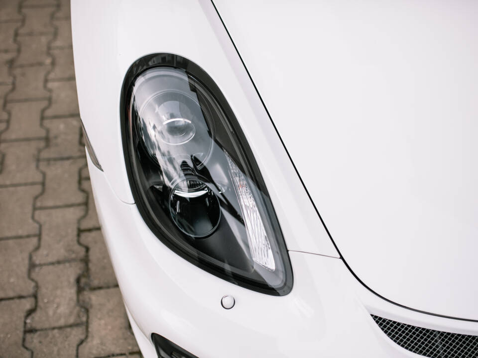 Image 22/70 of Porsche Boxster Spyder (2015)