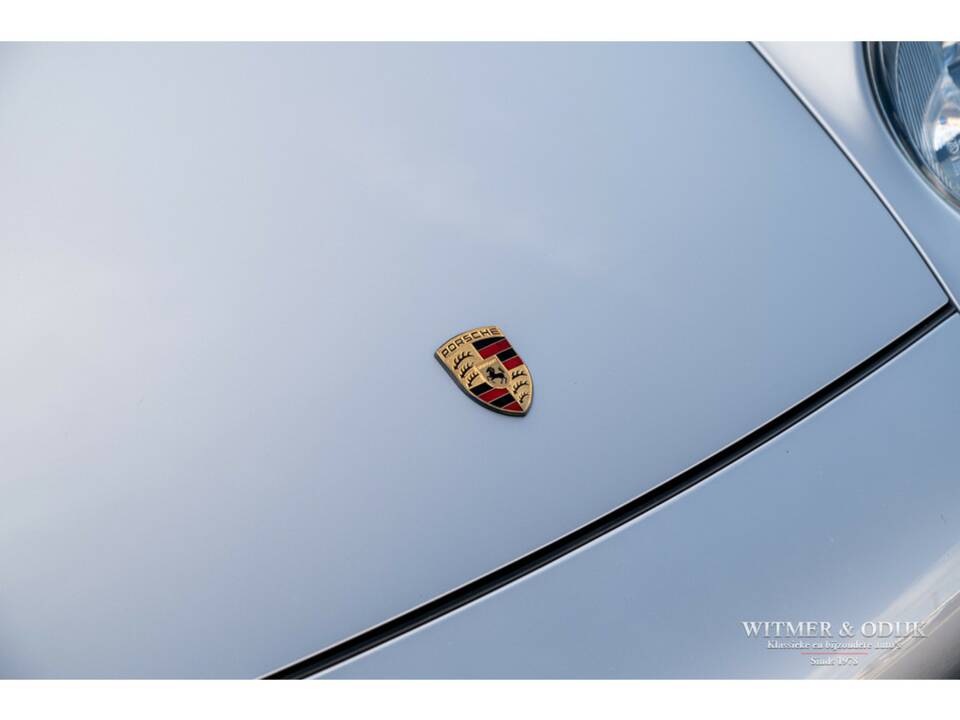 Image 17/26 of Porsche 911 Carrera (1997)