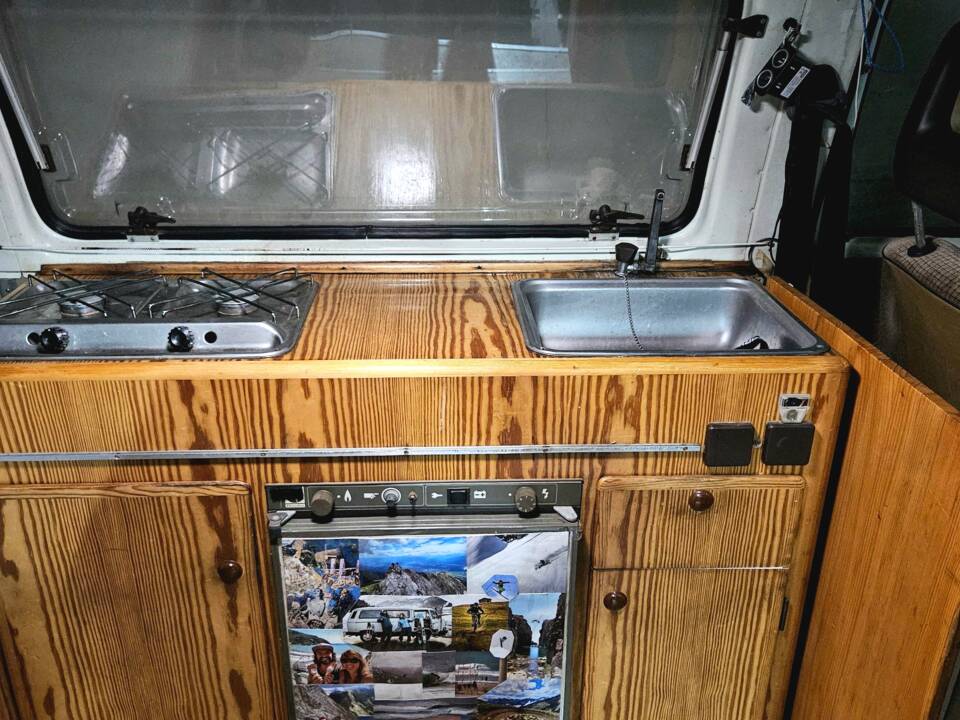 Bild 14/17 von Volkswagen T3 Bus 2.1 (G-Kat) (1989)