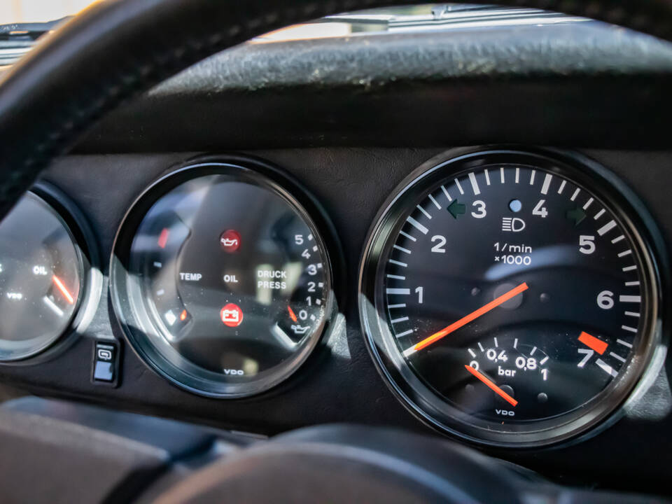 Image 22/50 of Porsche 911 Turbo 3.3 Flatnose (1982)